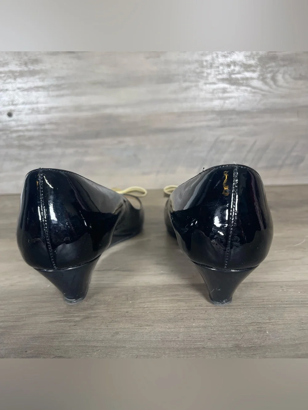 Kate Spade 8.5 Tilda Black Patent Doe Bow Stud Slip On Low Wedges W/Box And Bag‎